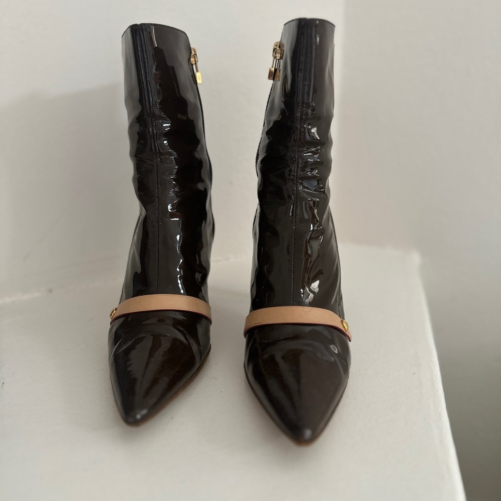 LOUIS VUITTON 🔒 LV Monogram Brown Patent Ankle Boots with Lock Charm Zip Sz 37.5 - Picture 6 of 11